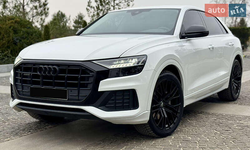 Позашляховик / Кросовер Audi Q8 2023 в Дніпрі