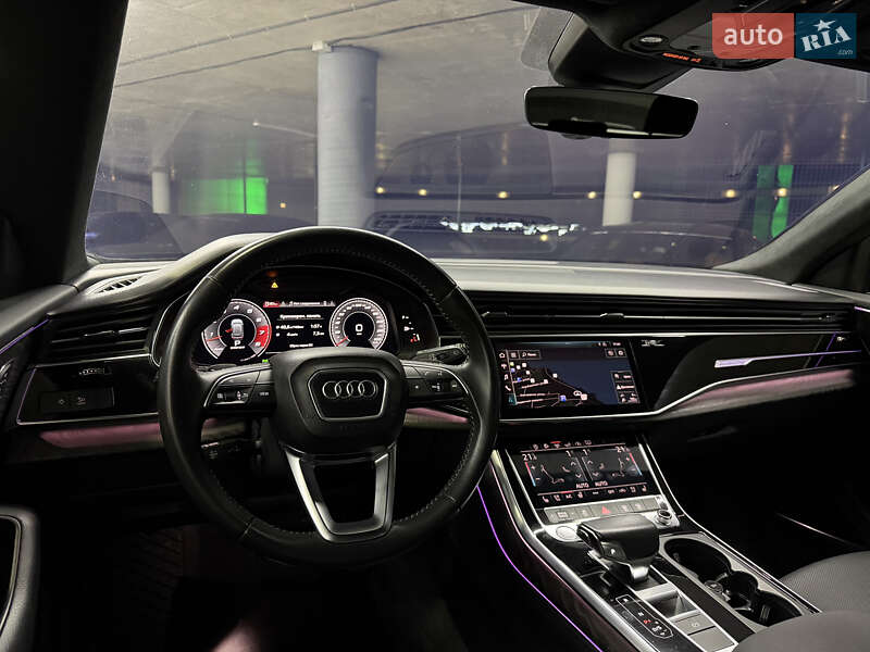 Позашляховик / Кросовер Audi Q8 2019 в Одесі