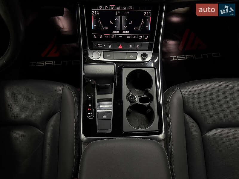 Позашляховик / Кросовер Audi Q8 2019 в Одесі