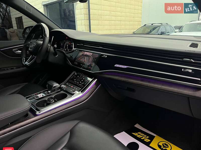 Внедорожник / Кроссовер Audi Q8 2018 в Ивано-Франковске