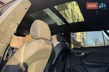 Внедорожник / Кроссовер Audi Q8 2021 в Львове