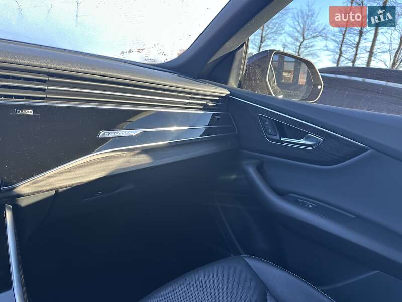 Внедорожник / Кроссовер Audi Q8 2020 в Львове фото 23 Внедорожник / Кроссовер Audi Q8 2020 в Львове