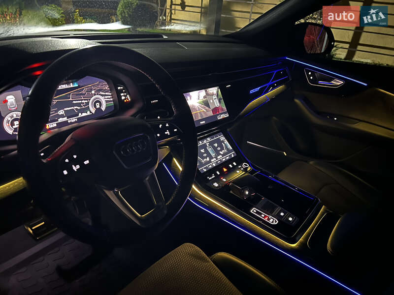 Внедорожник / Кроссовер Audi Q8 2020 в Мукачево