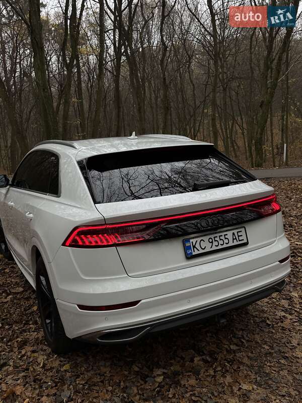 Внедорожник / Кроссовер Audi Q8 2018 в Луцке