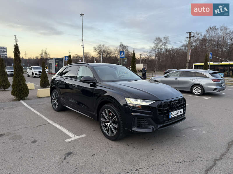 Audi Q8 2019