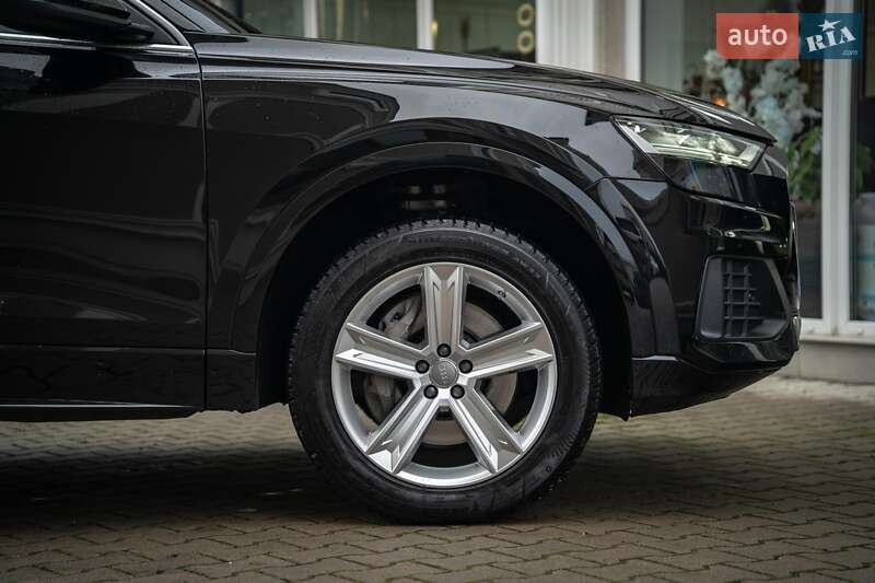 Позашляховик / Кросовер Audi Q8 2021 в Чернівцях фото 15 Позашляховик / Кросовер Audi Q8 2021 в Чернівцях