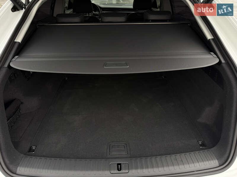 Внедорожник / Кроссовер Audi Q8 2025 в Киеве