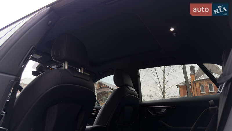 Внедорожник / Кроссовер Audi Q8 2020 в Полтаве