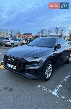 Позашляховик / Кросовер Audi Q8 2019 в Києві