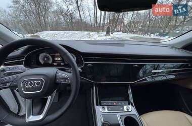 Внедорожник / Кроссовер Audi Q8 2021 в Киеве