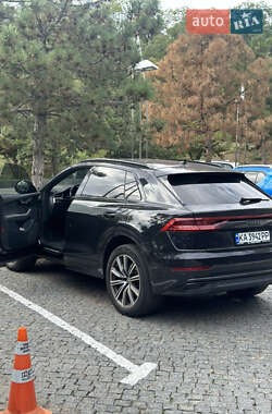 Позашляховик / Кросовер Audi Q8 2018 в Києві