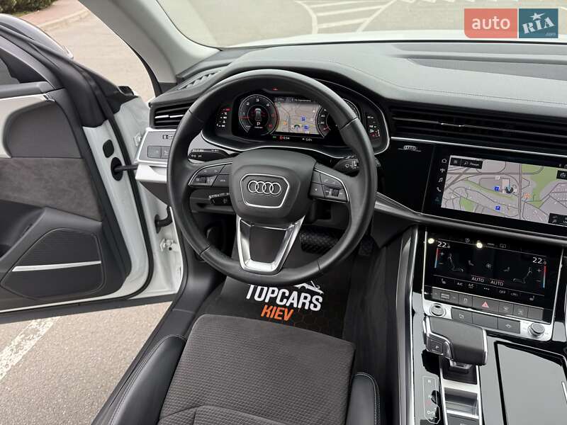 Позашляховик / Кросовер Audi Q8 2023 в Києві
