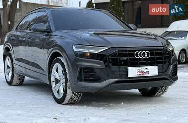 Позашляховик / Кросовер Audi Q8 2019 в Дніпрі