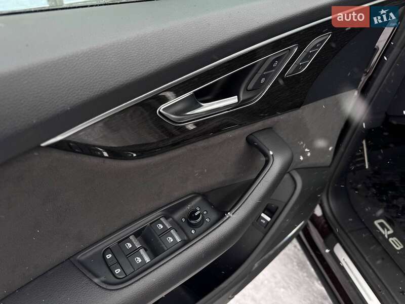 Внедорожник / Кроссовер Audi Q8 2019 в Львове