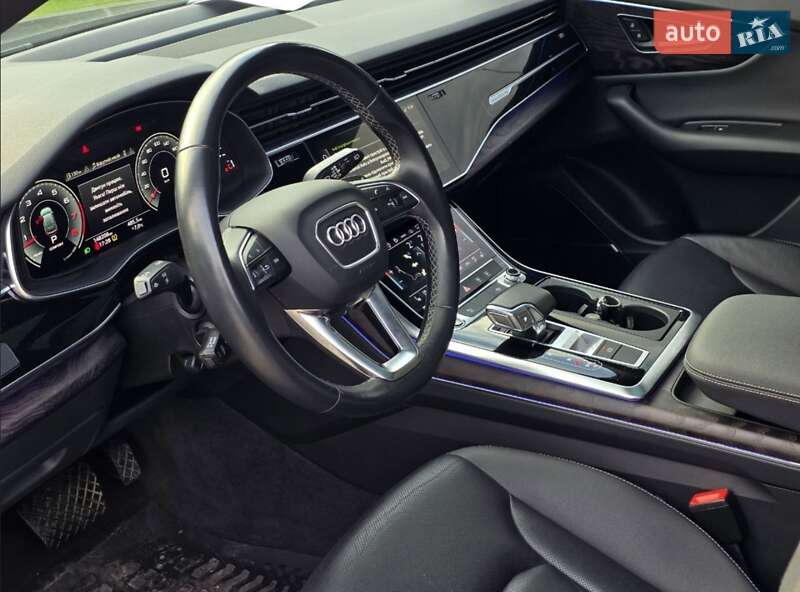 Позашляховик / Кросовер Audi Q8 2021 в Підволочиську