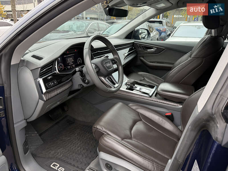 Позашляховик / Кросовер Audi Q8 2019 в Києві фото 22 Позашляховик / Кросовер Audi Q8 2019 в Києві
