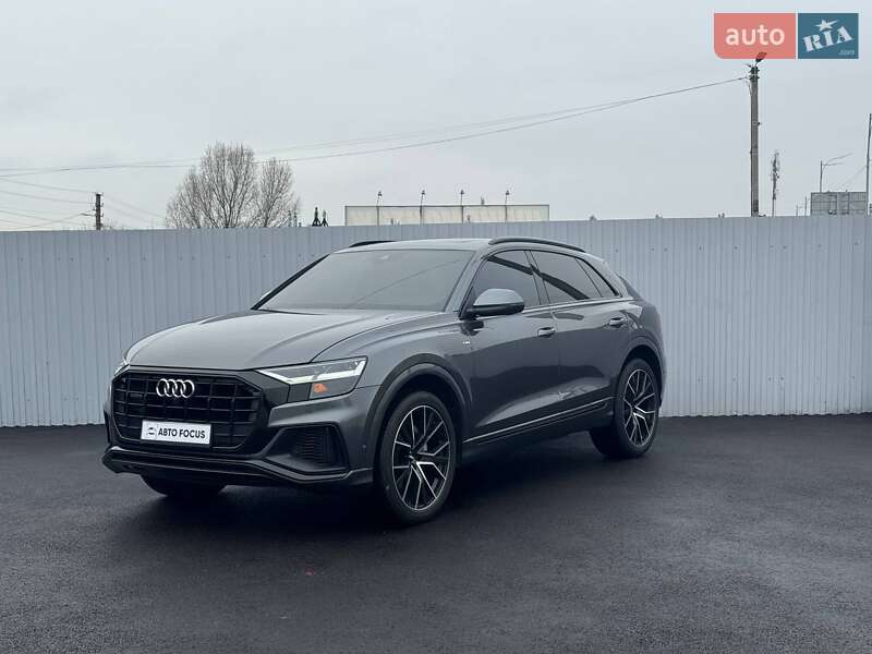 Внедорожник / Кроссовер Audi Q8 2020 в Киеве