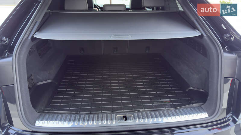 Внедорожник / Кроссовер Audi Q8 2019 в Ковеле