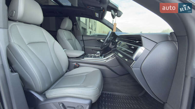 Внедорожник / Кроссовер Audi Q8 2019 в Ковеле