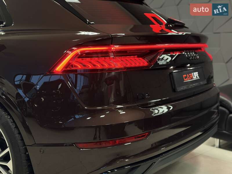 Внедорожник / Кроссовер Audi Q8 2019 в Тернополе