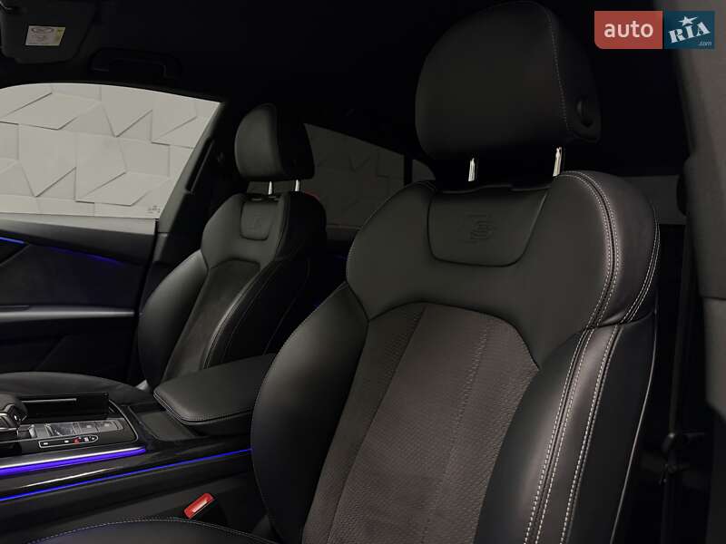 Внедорожник / Кроссовер Audi Q8 2019 в Тернополе