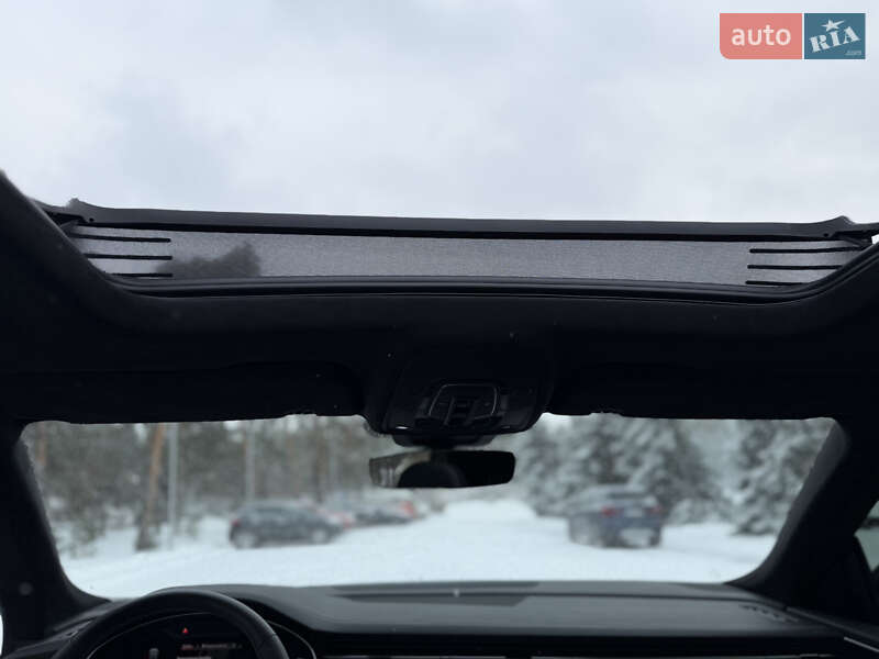 Внедорожник / Кроссовер Audi Q8 2024 в Киеве