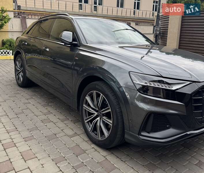Внедорожник / Кроссовер Audi Q8 2023 в Одессе