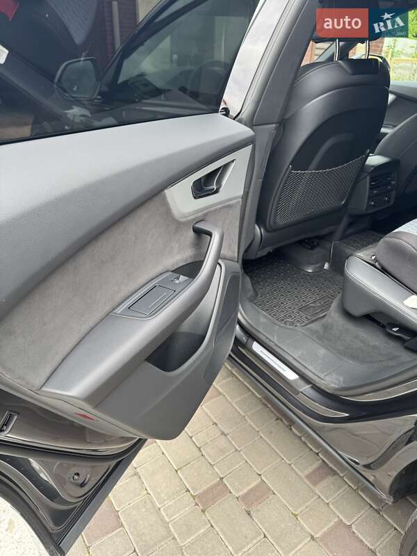 Внедорожник / Кроссовер Audi Q8 2023 в Одессе