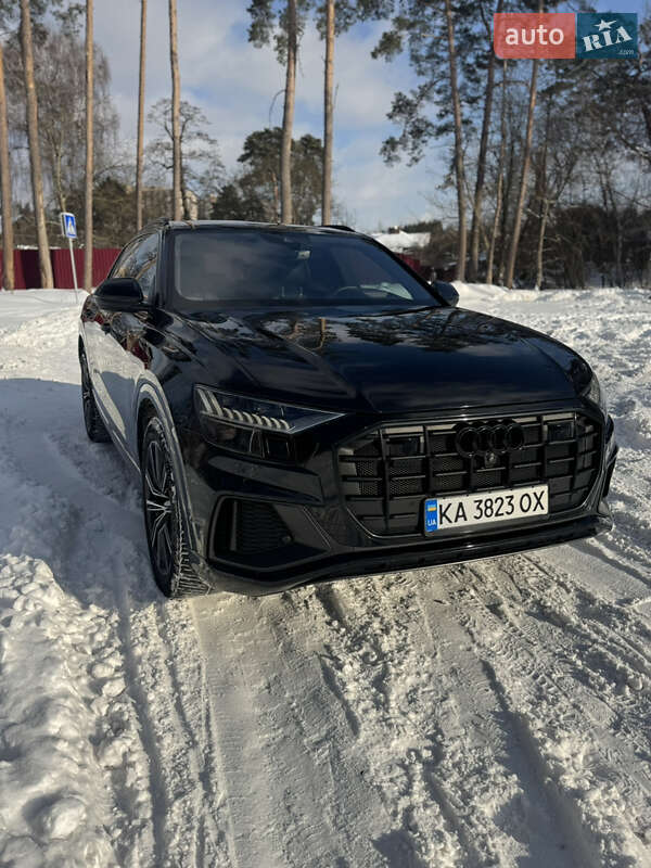 Внедорожник / Кроссовер Audi Q8 2018 в Житомире