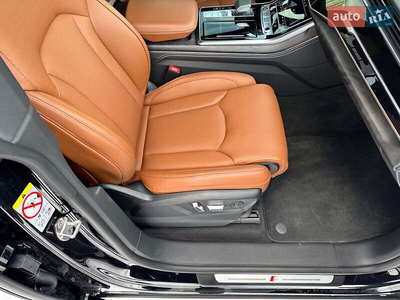 Внедорожник / Кроссовер Audi Q8 2025 в Киеве