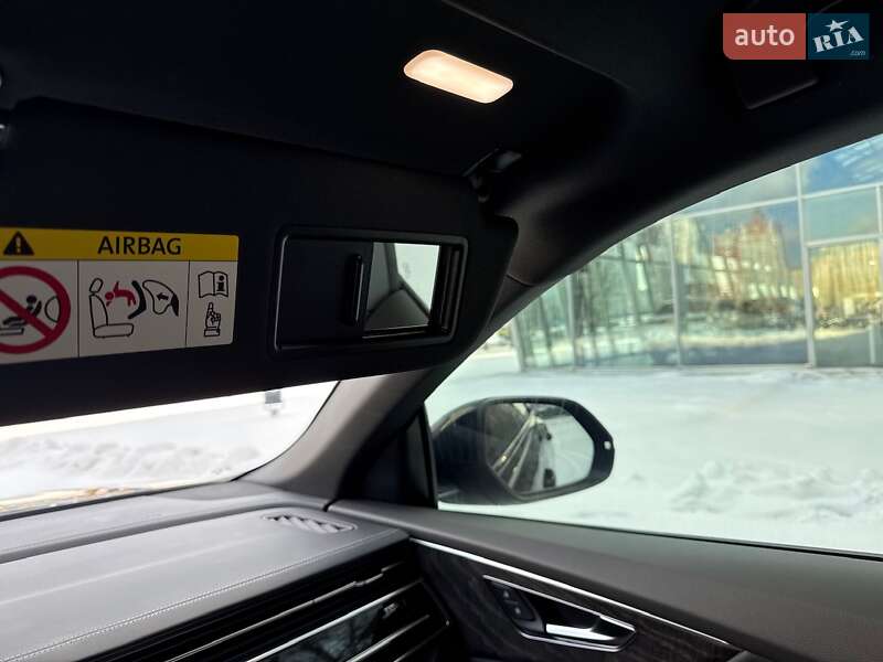 Внедорожник / Кроссовер Audi Q8 2025 в Киеве
