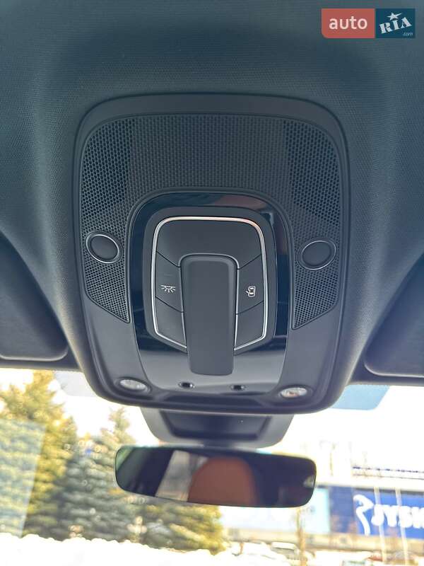 Внедорожник / Кроссовер Audi Q8 2025 в Киеве