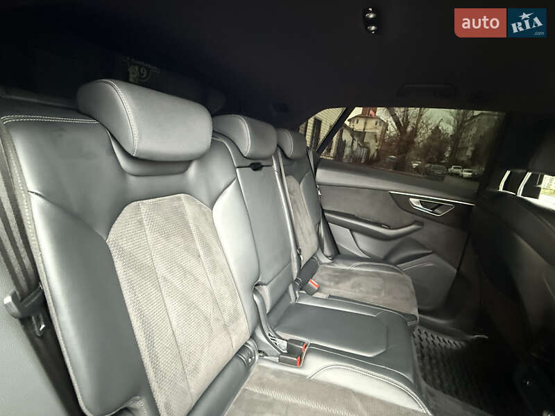 Внедорожник / Кроссовер Audi Q8 2021 в Киеве фото 7 Внедорожник / Кроссовер Audi Q8 2021 в Киеве