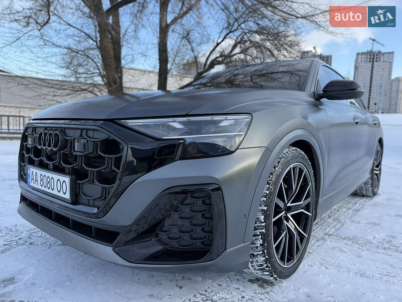 Внедорожник / Кроссовер Audi Q8 2024 в Киеве