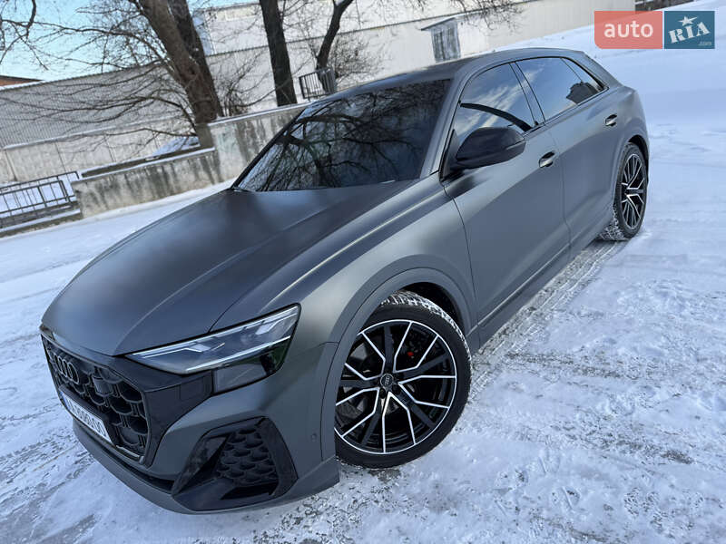 Внедорожник / Кроссовер Audi Q8 2024 в Киеве