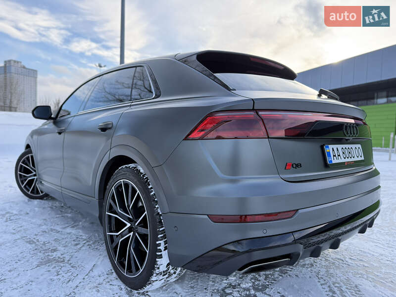 Внедорожник / Кроссовер Audi Q8 2024 в Киеве