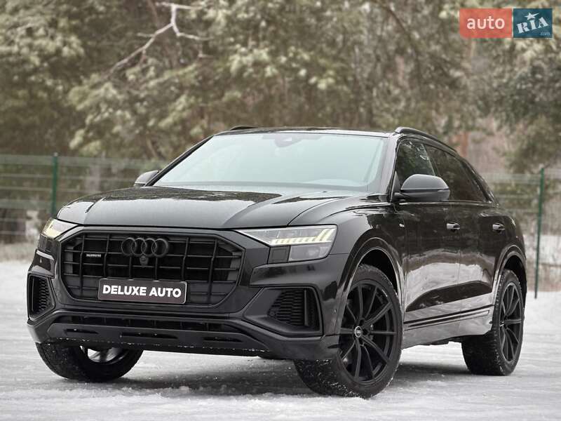 Внедорожник / Кроссовер Audi Q8 2023 в Киеве