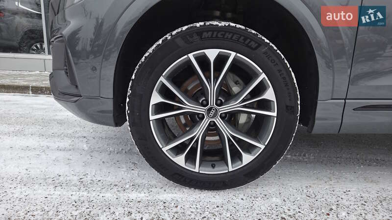 Внедорожник / Кроссовер Audi Q8 2023 в Кропивницком