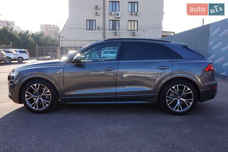 Внедорожник / Кроссовер Audi Q8 2023 в Одессе