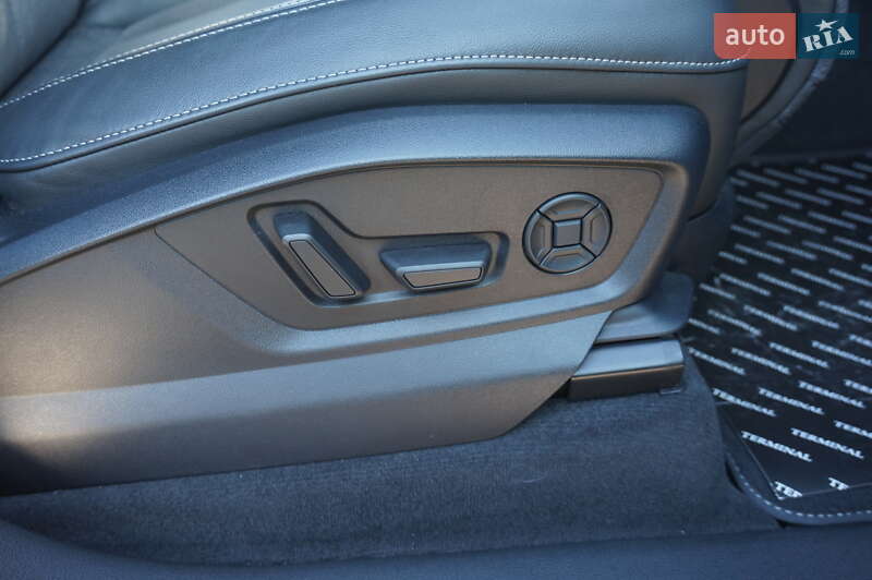 Внедорожник / Кроссовер Audi Q8 2023 в Одессе