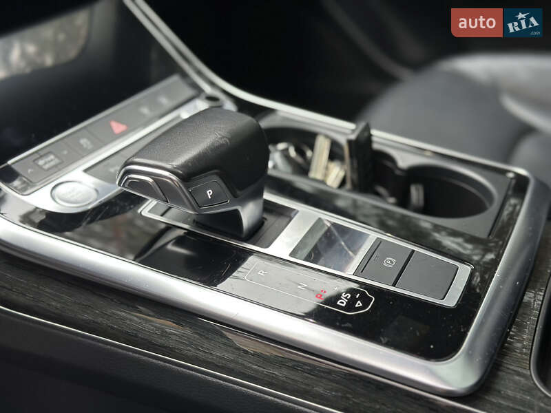 Внедорожник / Кроссовер Audi Q8 2019 в Львове