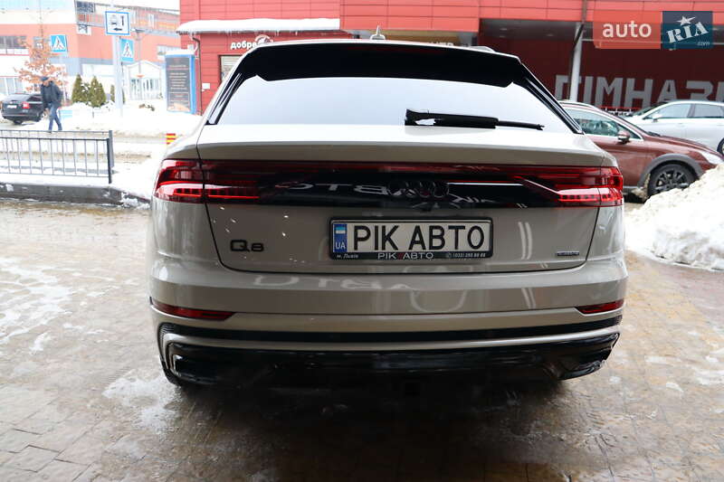 Внедорожник / Кроссовер Audi Q8 2021 в Львове
