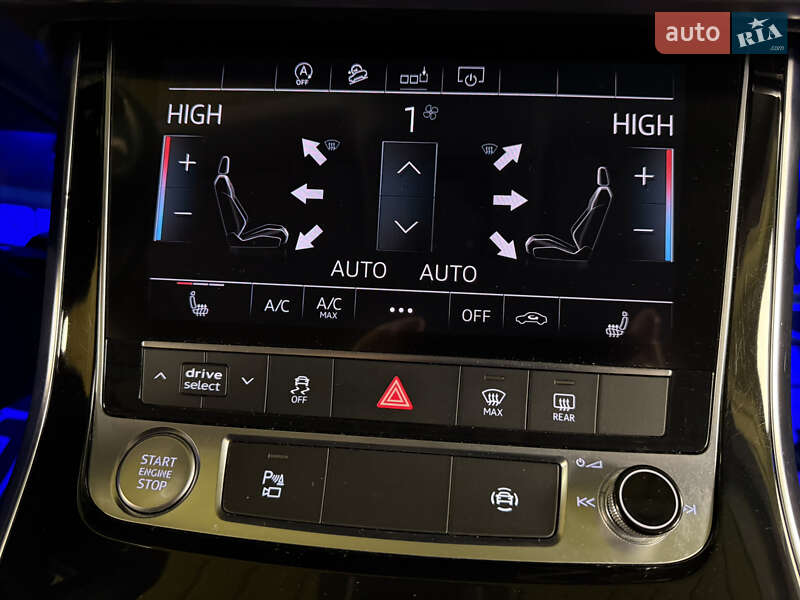 Внедорожник / Кроссовер Audi Q8 2019 в Киеве