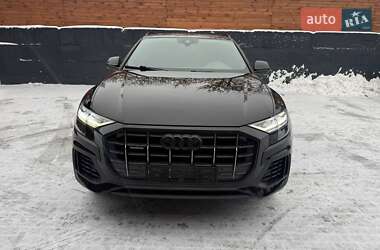 Позашляховик / Кросовер Audi Q8 2018 в Києві