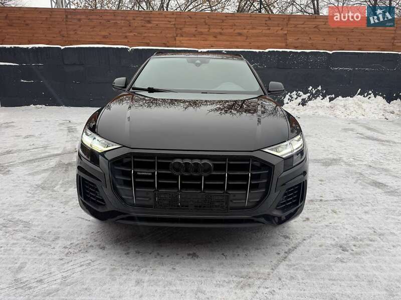 Внедорожник / Кроссовер Audi Q8 2018 в Киеве
