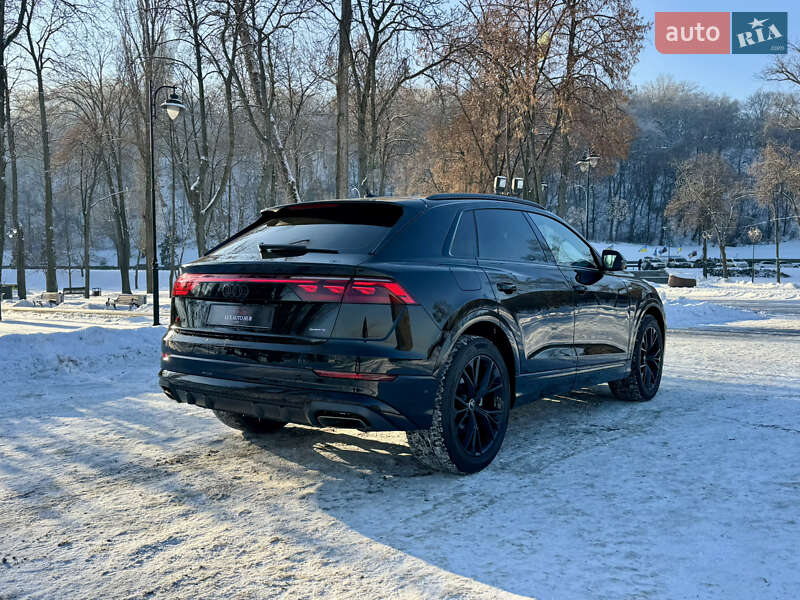 Позашляховик / Кросовер Audi Q8 2025 в Києві