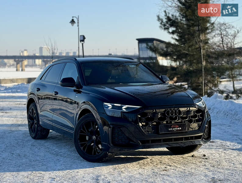 Позашляховик / Кросовер Audi Q8 2025 в Києві