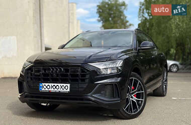 Позашляховик / Кросовер Audi Q8 2019 в Києві