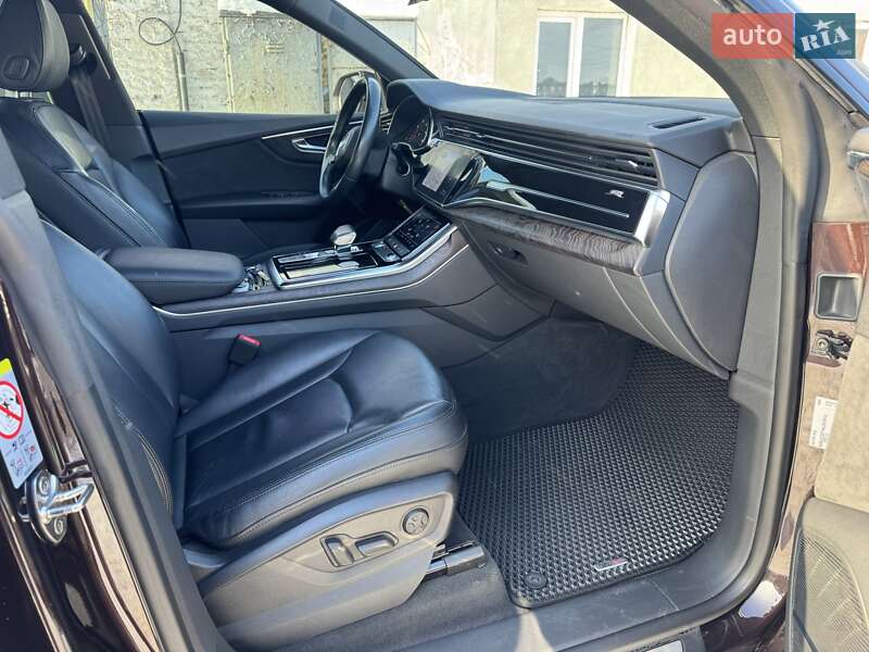 Внедорожник / Кроссовер Audi Q8 2019 в Тернополе