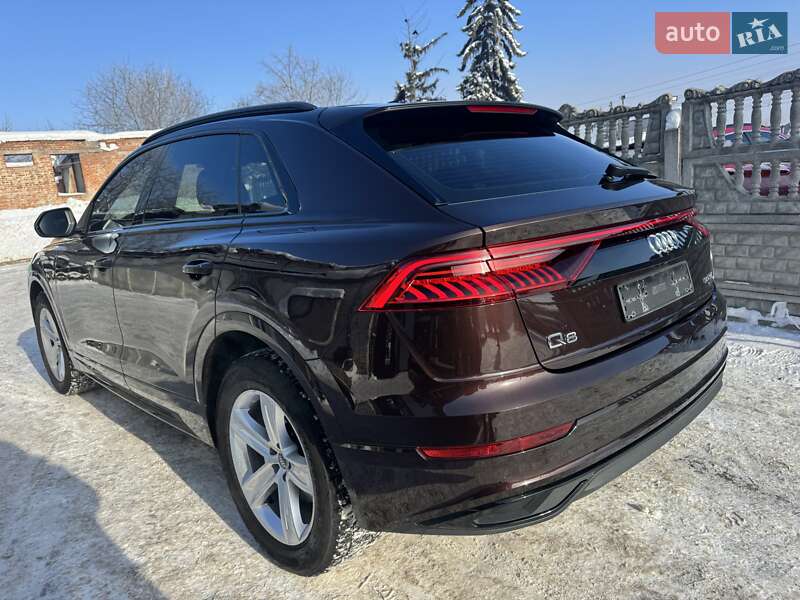 Внедорожник / Кроссовер Audi Q8 2019 в Тернополе